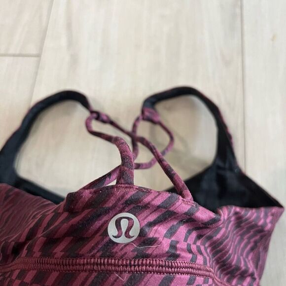 Lululemon Free to Be Bra Color Size 4 black Maroon and color - Picture 5 of 6